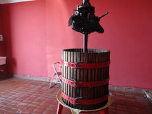 画像をギャラリービューアに読み込む, ネロ・カピターノ2022